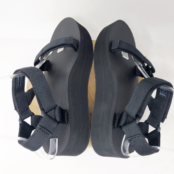 Teva Flatform Universal Sandals Womens 7 Black Platform Straps Chunky Shoes - Picture 9 of 12